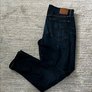 Men's Dark Blue Jeans